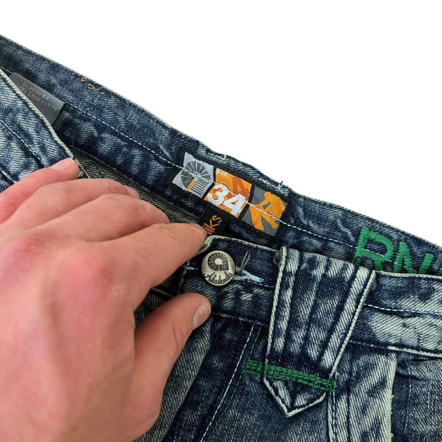 Akademiks Embroidered Jeans - W34