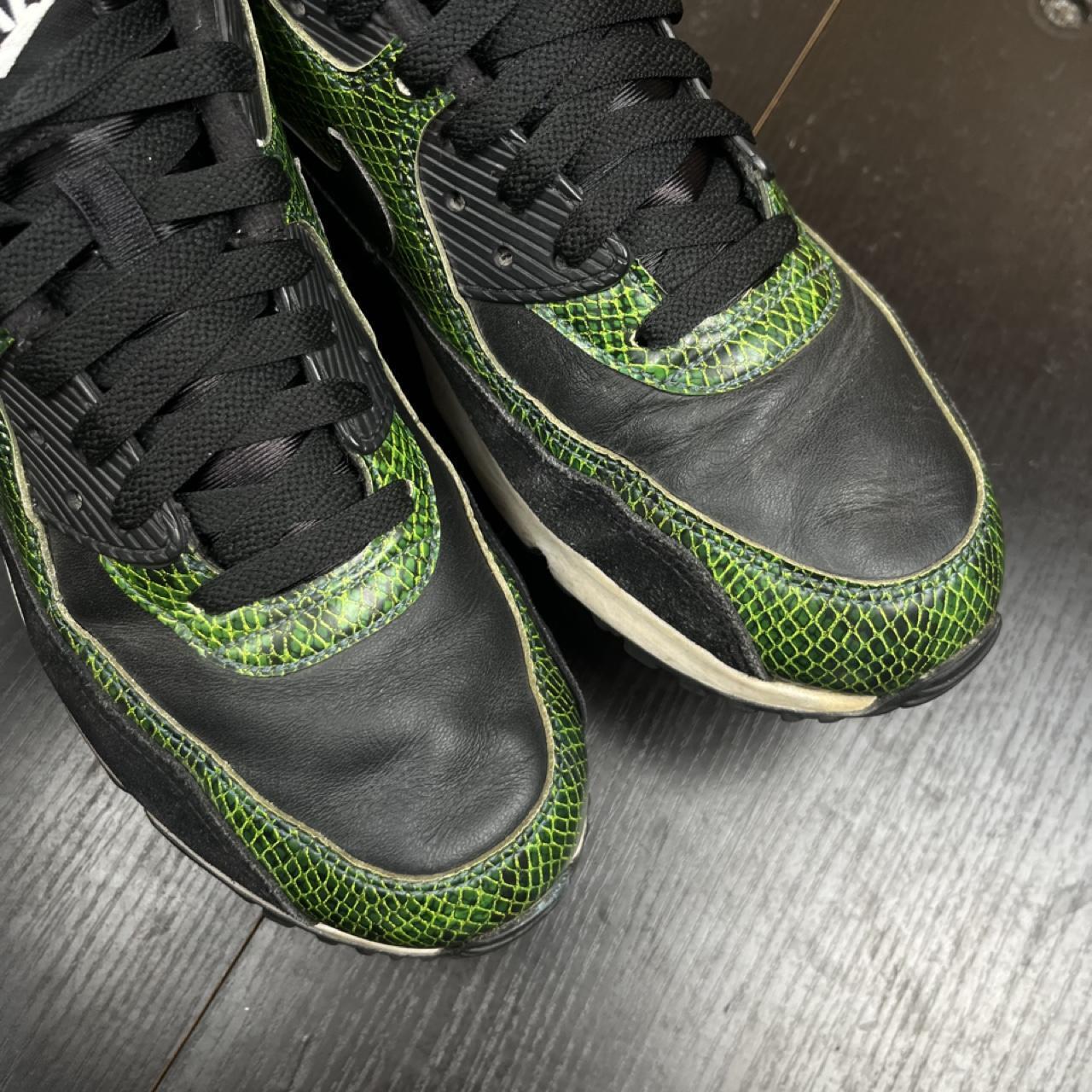 Nike Air Max 90 Python - UK 9
