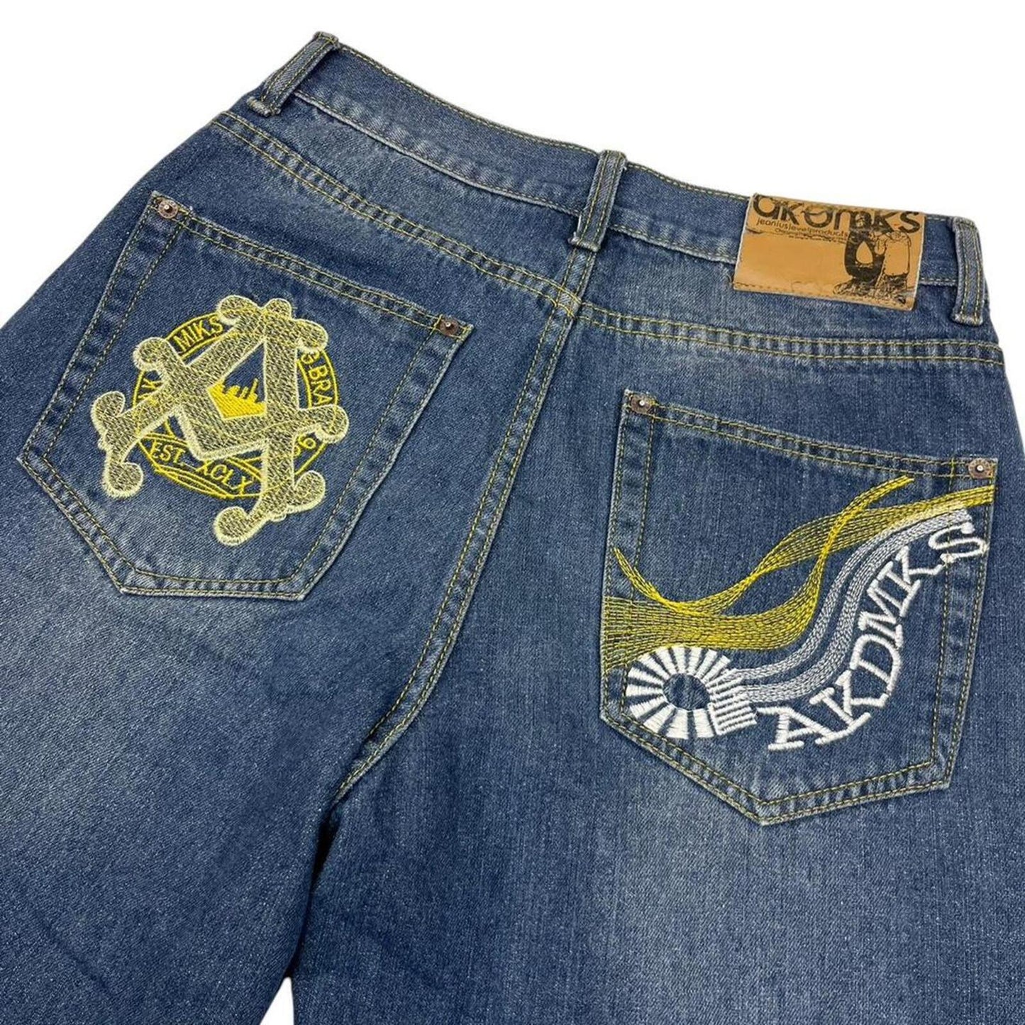 Akademiks Jorts - W32