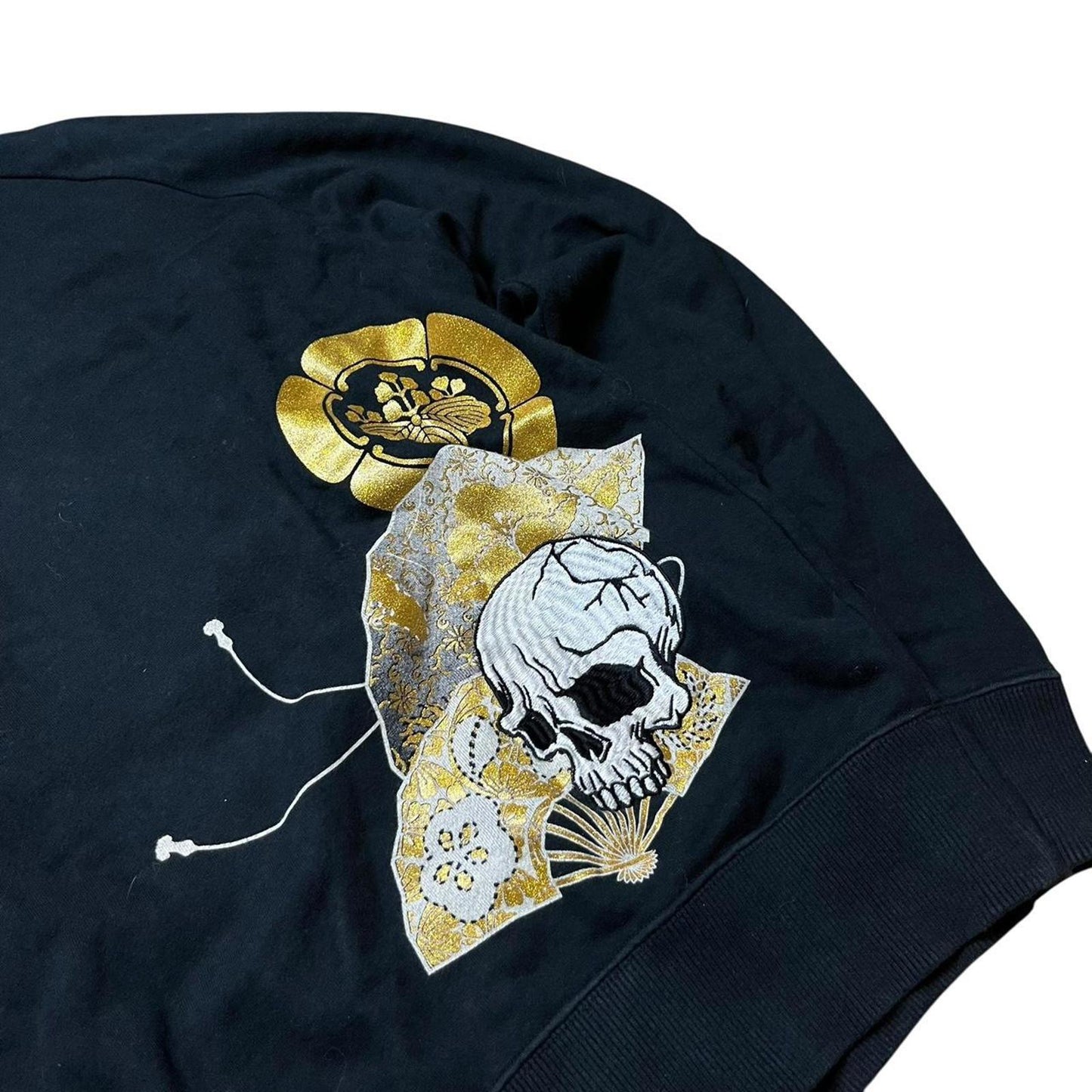 Karakuri Embroidered Jumper Black Gold