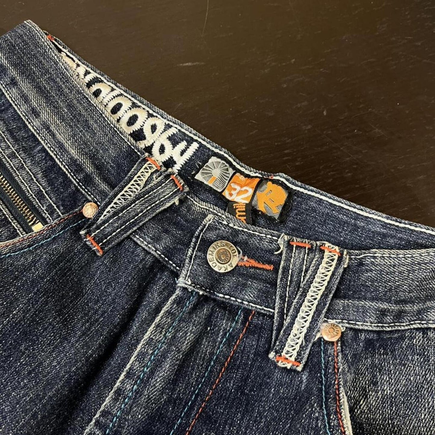 Akademiks Embroidered Jeans - W32