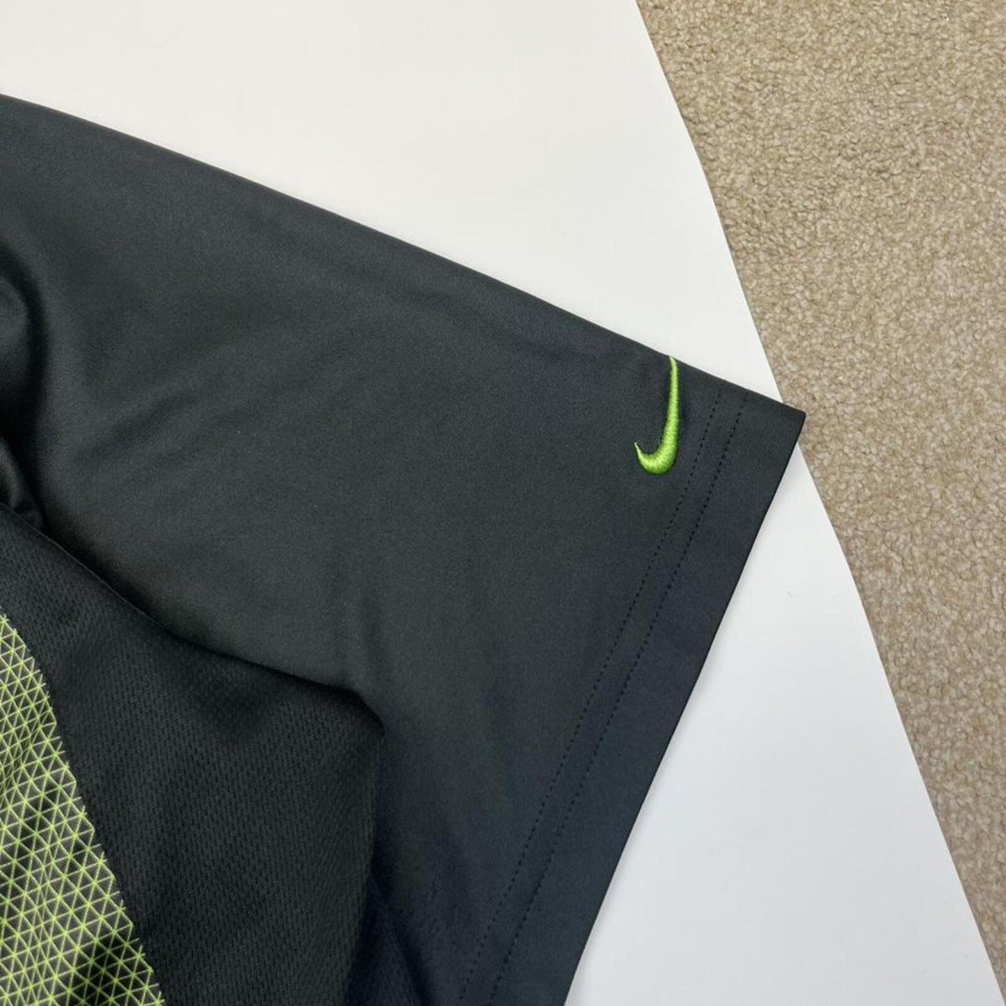 Nike Shox T-Shirt - XL