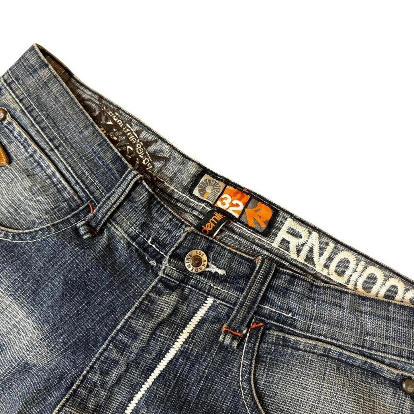 Akademiks Embroidered Jeans - W32