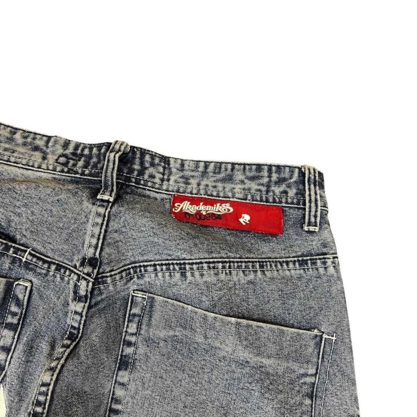 Akademiks Embroidered Jeans - W32