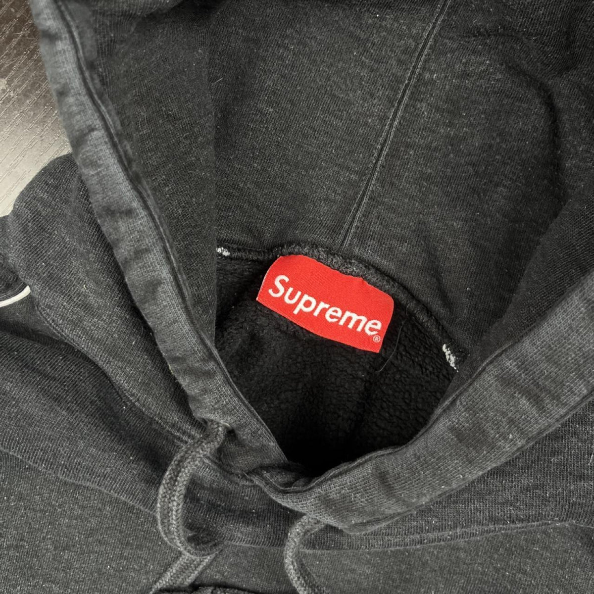 Supreme Hoodie - M