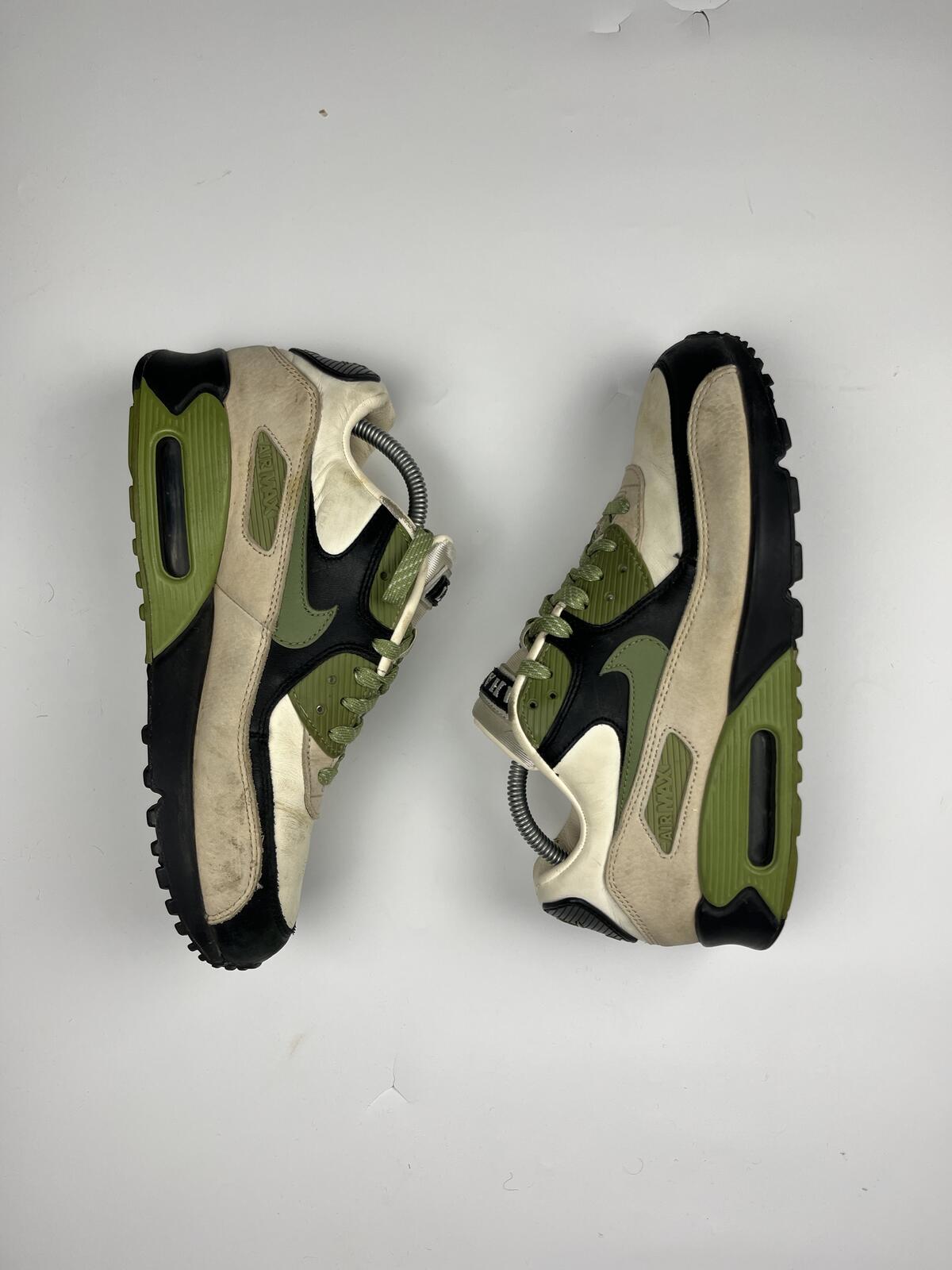 Nike Air Max 90 Lahar - UK 8