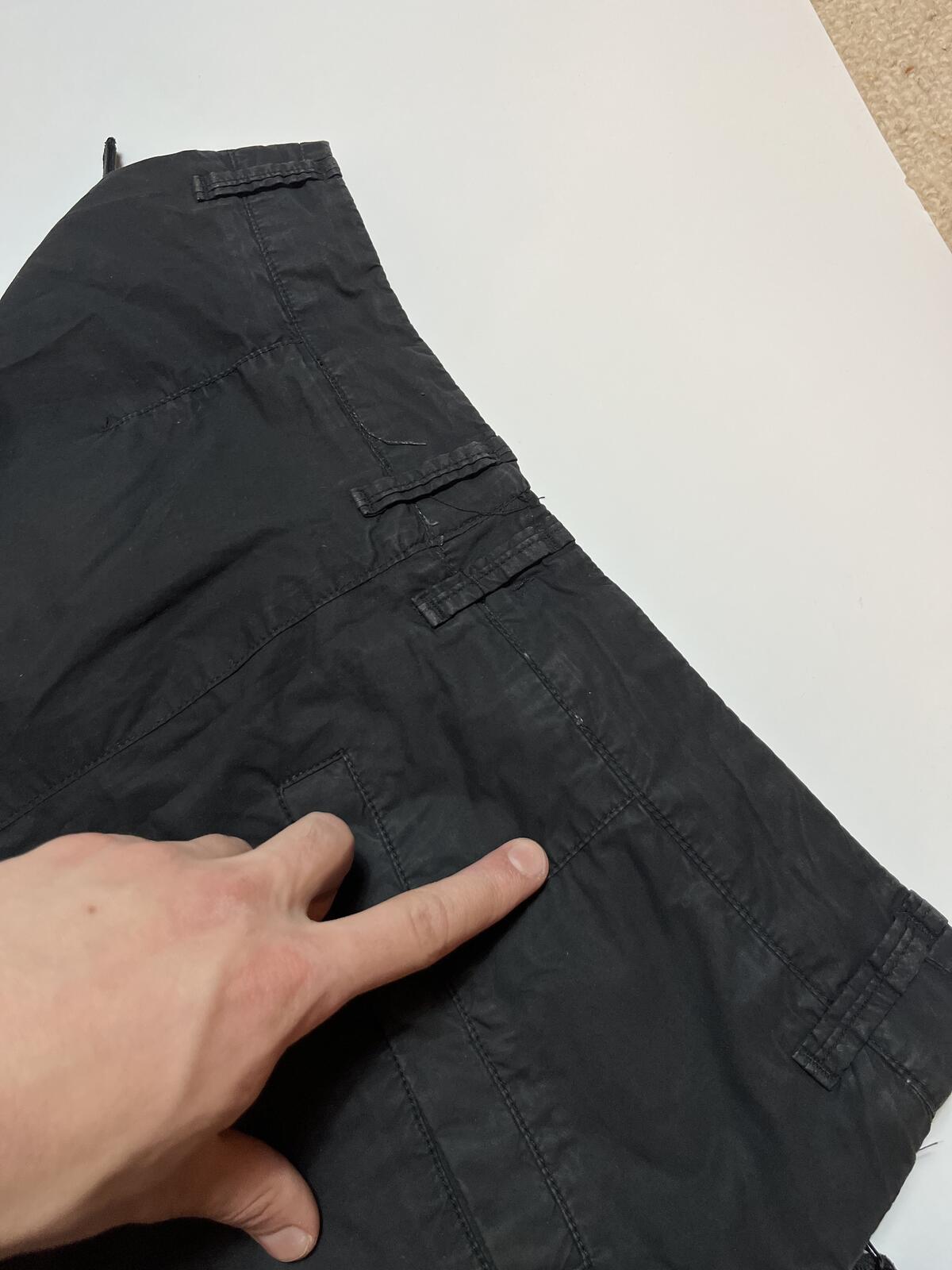 Stone Island Cargo Shorts - W32