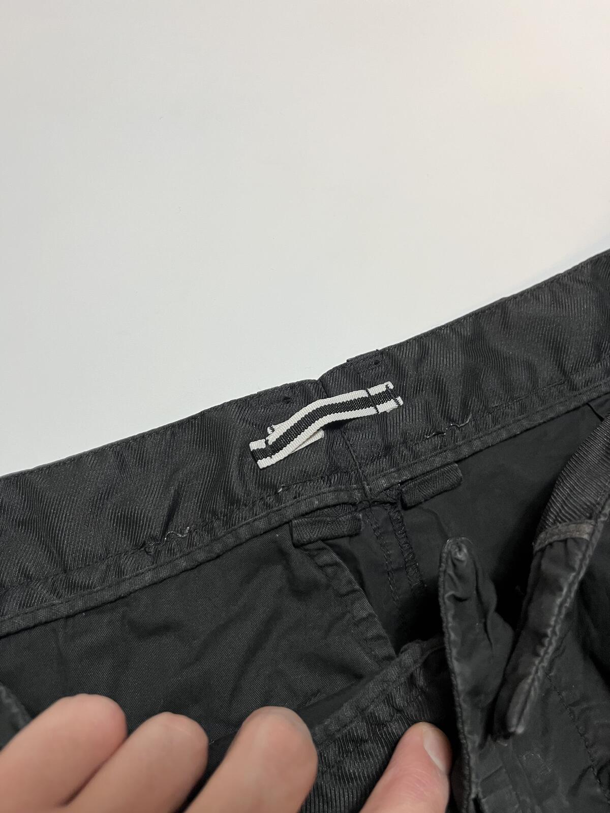 Stone Island Cargo Shorts - W32