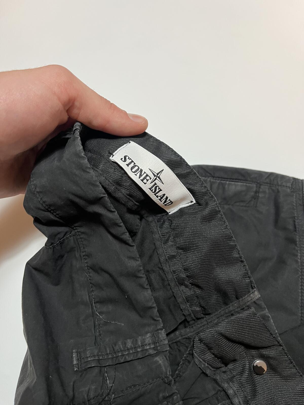Stone Island Cargo Shorts - W32