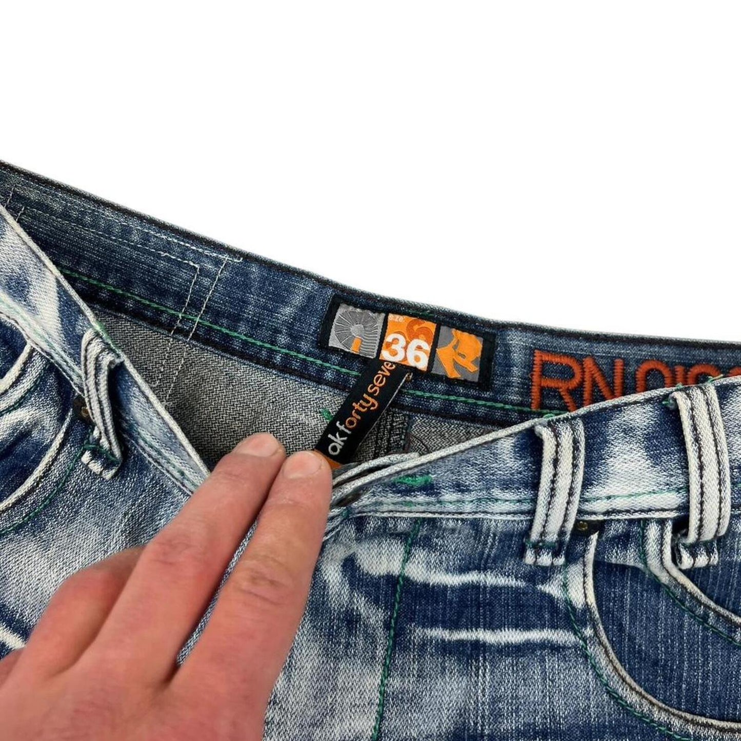 Akademiks Jorts - W36