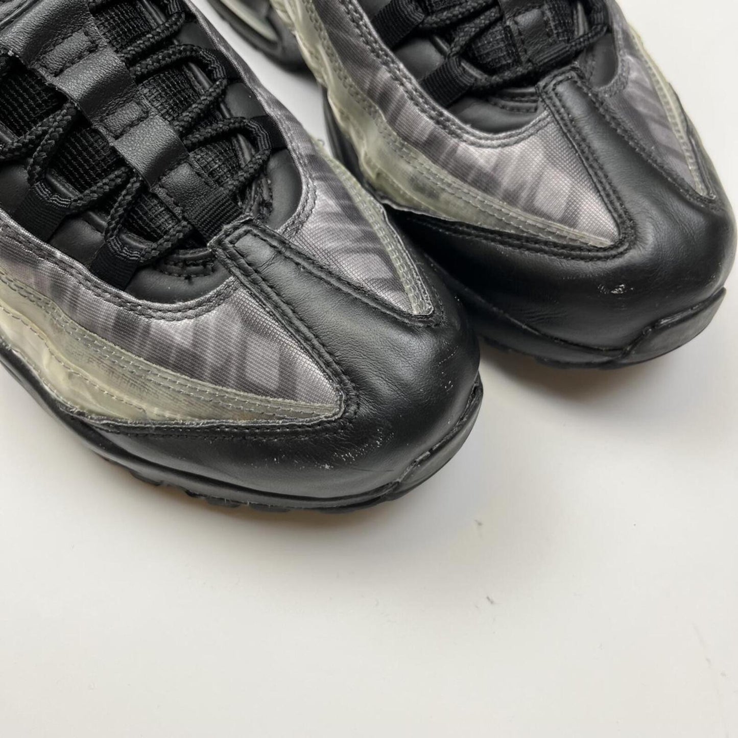 Nike Air Max 95 - UK 9