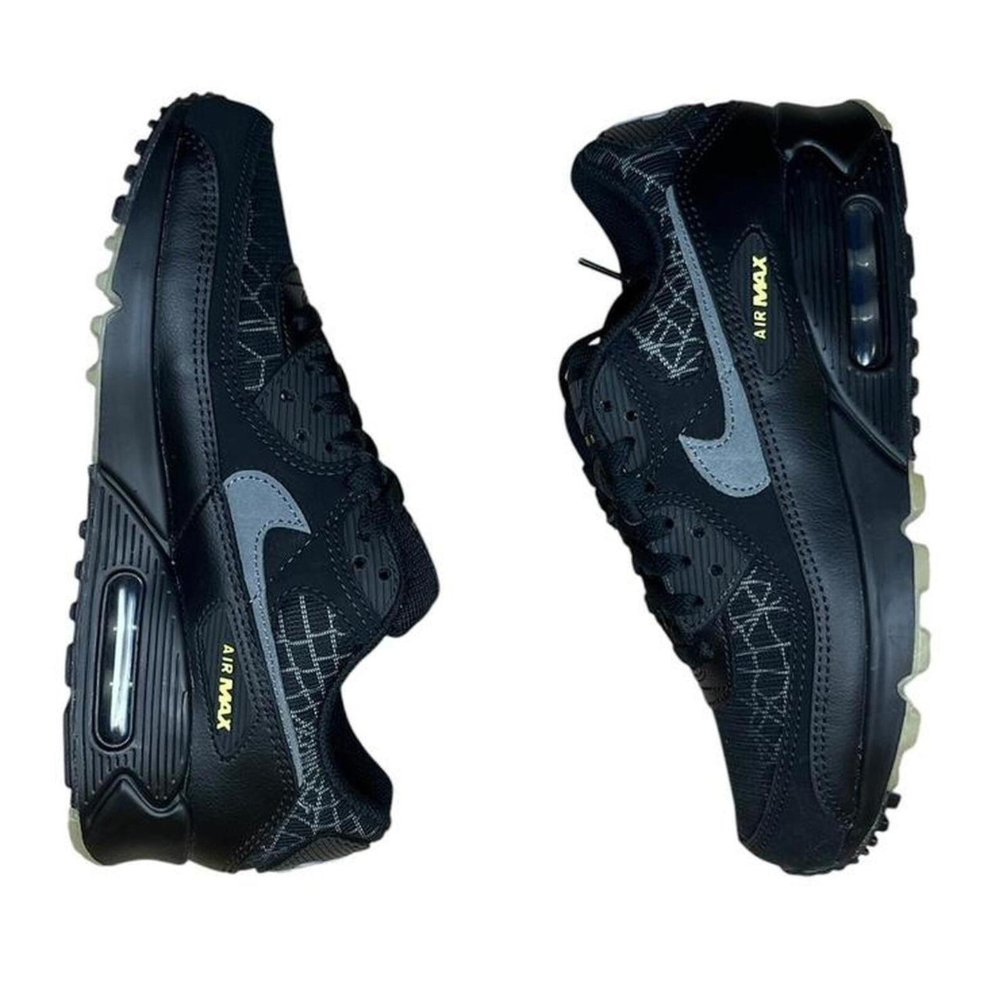 Nike Air Max 90 - UK 7