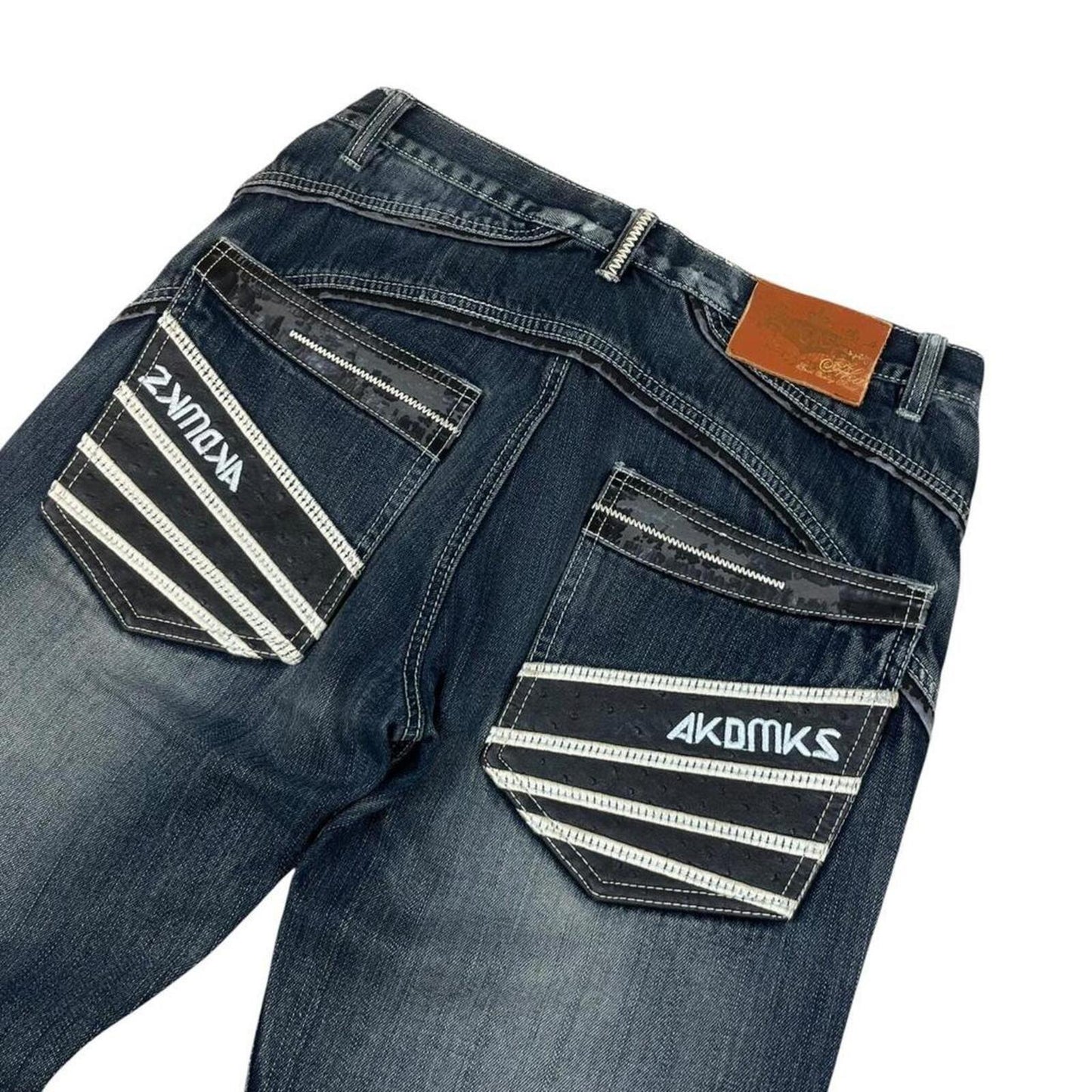 Akademiks Embroidered Jeans - W32