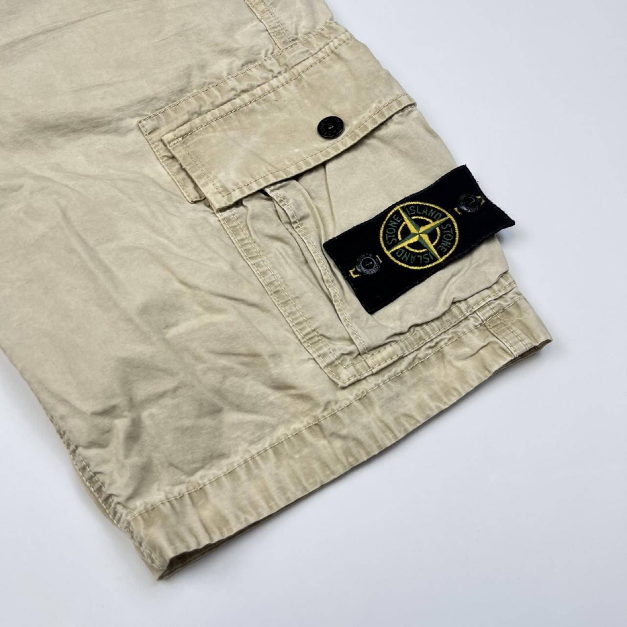 Stone Island Cargo Shorts - W30