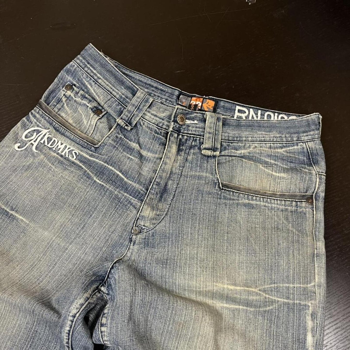 Akademiks Embroidered Jeans - W32
