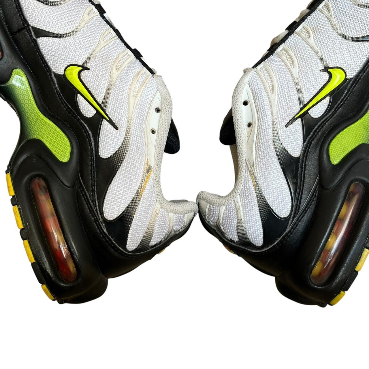 Nike Air Max Plus Tn White Red Green